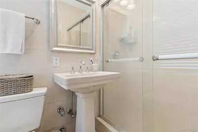 111 7th Street #404, Garden City, NY 11530 - Photo 22
