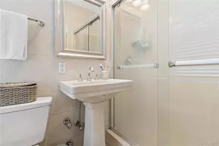 111 7th St, Garden City, NY 11530 - Photo 22