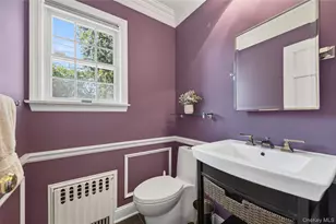 108 Kingsbury Rd, Garden City, NY 11530 - Photo 18