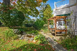 7 Thompson St, Tuckahoe, NY 10707 - Photo 32