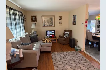 245 N Sunrise Service Road, Manorville, NY 11949 - Photo 4