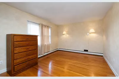 10 Hitchcock Avenue, New York, NY 10306 - Photo 22