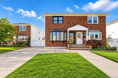 10 Hitchcock Avenue, New York, NY 10306 - Photo 1