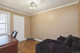 18 Juniper Pl, Huntington, NY 11743 - Photo 16