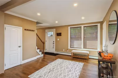 18 Juniper Place, Huntington, NY 11743 - Photo 8