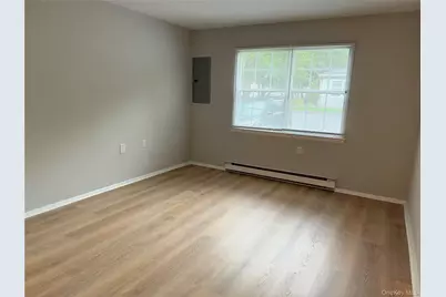 405 Woodbridge Drive #D, Ridge, NY 11961 - Photo 12