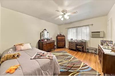 1912 Hone Avenue, Bronx, NY 10461 - Photo 2