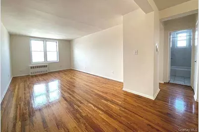 42-25 65th Place #4G, Woodside, NY 11377 - Photo 2