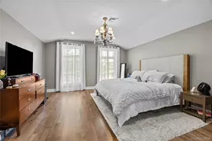 2928 Charlotte Dr, Merrick, NY 11566 - Photo 18