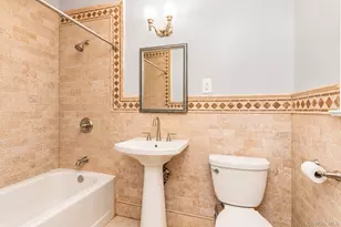 130 Lasalle Dr, Yonkers, NY 10710 - Photo 12