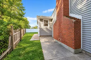 52 March Ct, Selden, NY 11784 - Photo 8
