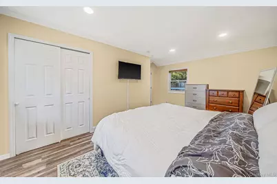 261 Mooney Pond Road, Selden, NY 11784 - Photo 20