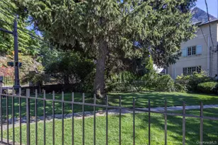22 Normandy Terrace, Bronxville, NY 10708 - Photo 2