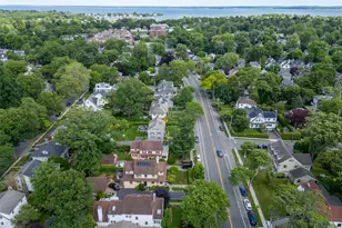 217 Larchmont Ave, Larchmont, NY 10538 - Photo 2