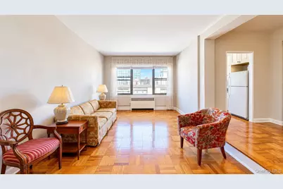 98-25 64th Rd #8C, Rego Park, NY 11374 - Photo 6