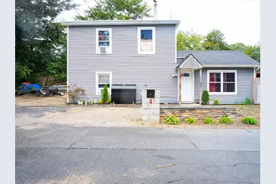 4 Wallace Court, Huntington Station, NY 11746 - Photo 1