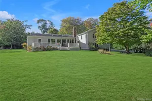 26 Fresh Pond Rd, Northport, NY 11768 - Photo 30