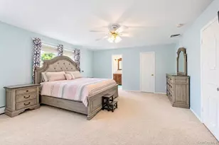 4 Hunting Hill Rd, Woodbury, NY 11797 - Photo 10