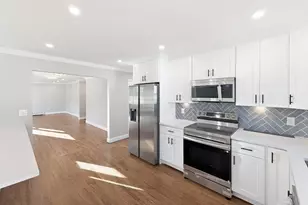71 Roderick Rd, West Islip, NY 11795 - Photo 4