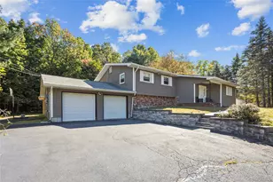 26 Terri Lee Ln, Spring Valley, NY 10977 - Photo 2