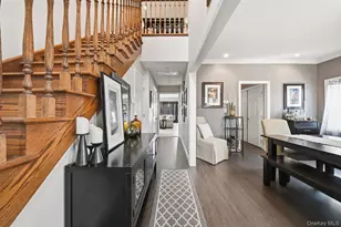 159 Wrights Ln, Oceanside, NY 11572 - Photo 2