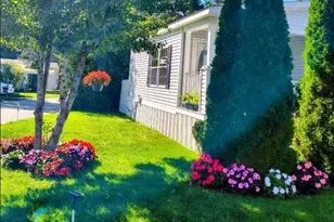 525 Riverleigh Ave, Riverhead, NY 11901 - Photo 2
