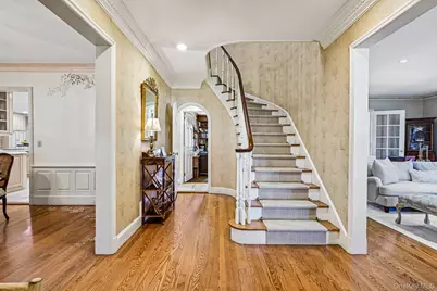 238 Cedar Avenue, Hewlett Bay Park, NY 11557 - Photo 6