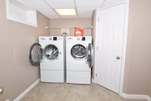 203 Chelsea Ave, West Babylon, NY 11704 - Photo 18