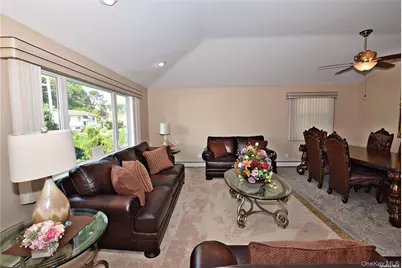 203 Chelsea Avenue, West Babylon, NY 11704 - Photo 10