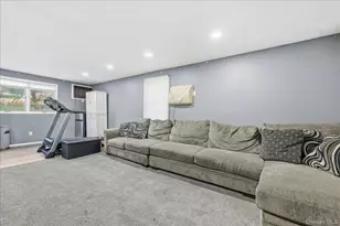 120 Bruce Terrace, Mineola, NY 11501 - Photo 20