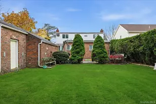 120 Bruce Terrace, Mineola, NY 11501 - Photo 34