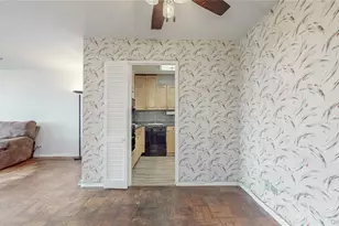 61-20 Grand Central Pkwy, Forest Hills, NY 11375 - Photo 4