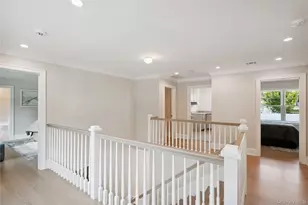 46 Plainview Rd, Woodbury, NY 11797 - Photo 30