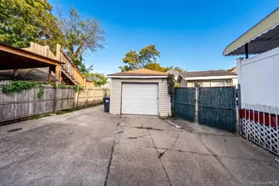 15059 115th Drive, Jamaica, NY 11434 - Photo 18