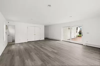 20 Hilltop Avenue, Mount Sinai, NY 11766 - Photo 8