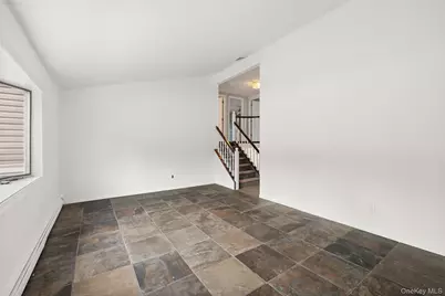 20 Hilltop Avenue, Mount Sinai, NY 11766 - Photo 12