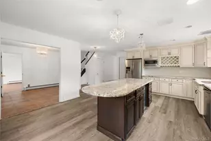 20 Hilltop Ave, Mount Sinai, NY 11766 - Photo 6