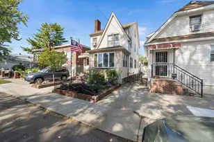126-07 7th Ave, College Point, NY 11356 - Photo 2