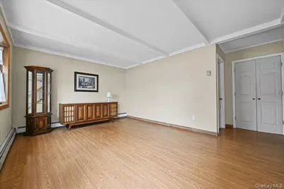 23 Saucer Lane, Levittown, NY 11756 - Photo 4