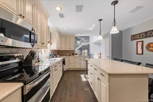 2 Fairfax Rd, Massapequa, NY 11758 - Photo 10