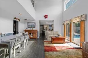 2 Fairfax Rd, Massapequa, NY 11758 - Photo 8
