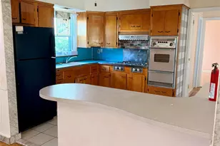 1418 Webster St, Floral Park, NY 11001 - Photo 4
