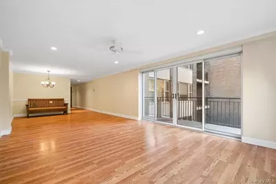 20 Old Mamaroneck Road #3L, White Plains, NY 10605 - Photo 4