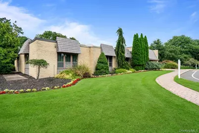 1406 Gotham Court W, Saint James, NY 11780 - Photo 26