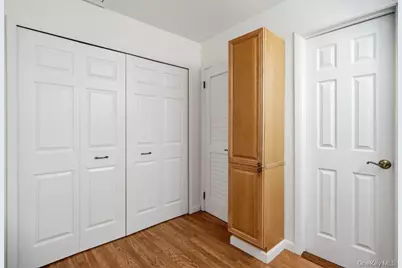 1406 Gotham Court W, Saint James, NY 11780 - Photo 20