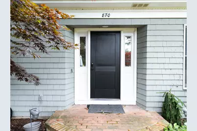 870 Stars Road, East Marion, NY 11939 - Photo 2