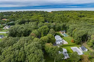 870 Stars Rd, East Marion, NY 11939 - Photo 20