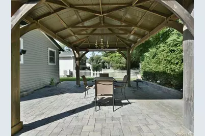 10 Greenwood Boulevard, Manorville, NY 11949 - Photo 26