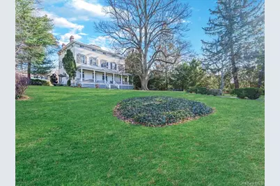29 Center Drive, Douglaston, NY 11363 - Photo 6