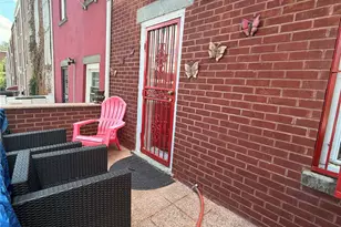 79 Moquette Row N, Yonkers, NY 10703 - Photo 2
